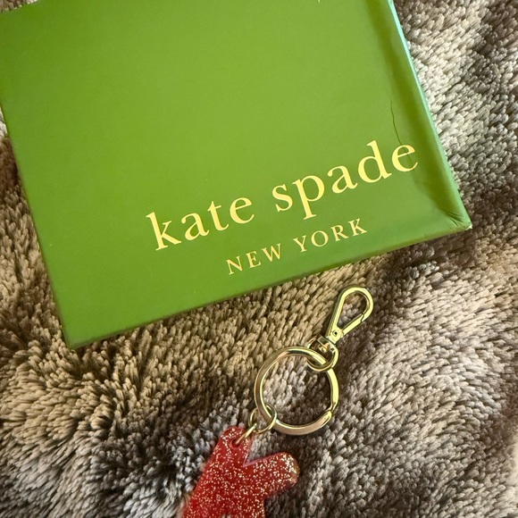 KATE SPADE KEYCHAIN CHRISTMAS - Picture 4 of 6